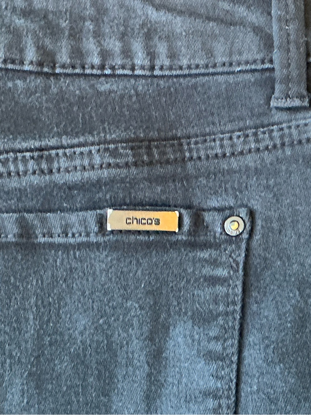 Chico’s So Slimming Slim Jeans Black Cropped Stretch Denim Women’s Size 1 Short - Picture 4 of 11